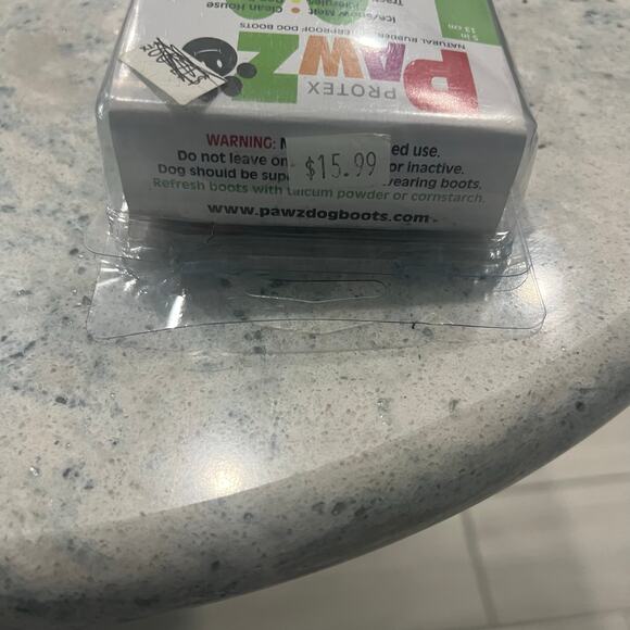 Protex Pawz Rubber Dog Boots, X-Large size, containing 12 boots per pack Green - Picture 2 of 3